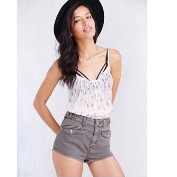 Urban Outfitters Pants - UO / ECOTE / BLACK DENIM SHORTS SZ 29